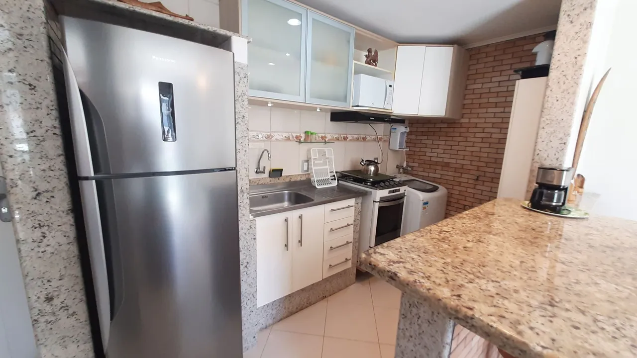 One-bedroom apartment with a water view in Florianópolis — photo 2