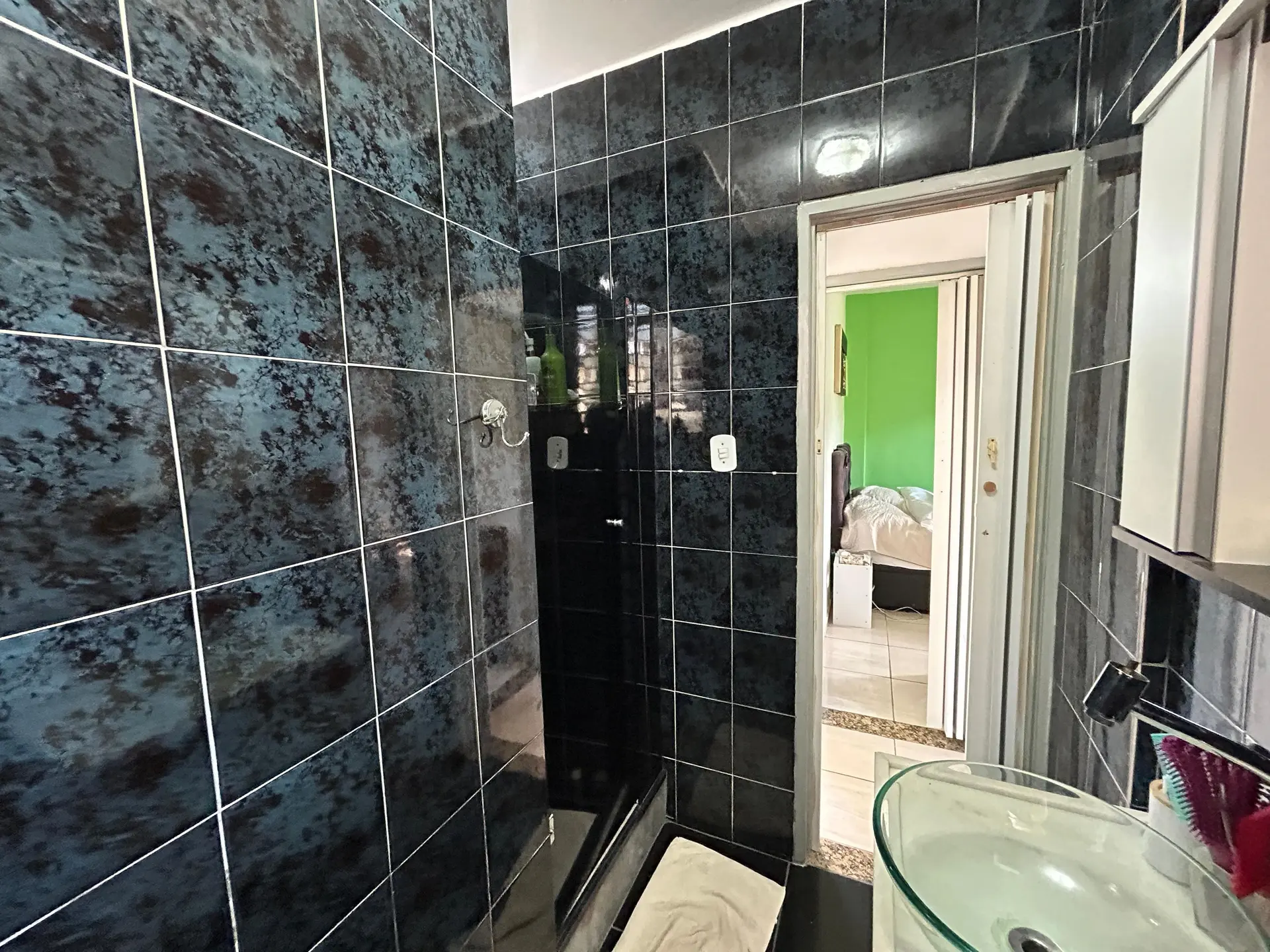 Mountain view in a 2-bedroom apartment, 44 m² — photo 21