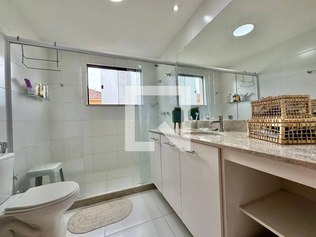 138 m² house with a home office and a walk-in closet — photo 37