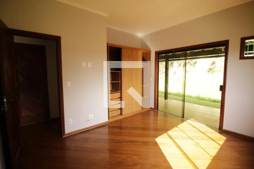 Casa de 700 m² com 3 quartos e 4 banheiros — photo 18
