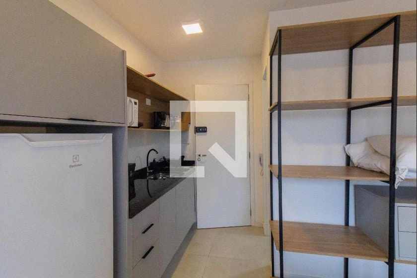 Furnished studio, 21 m², with floor-to-ceiling windows — photo 17