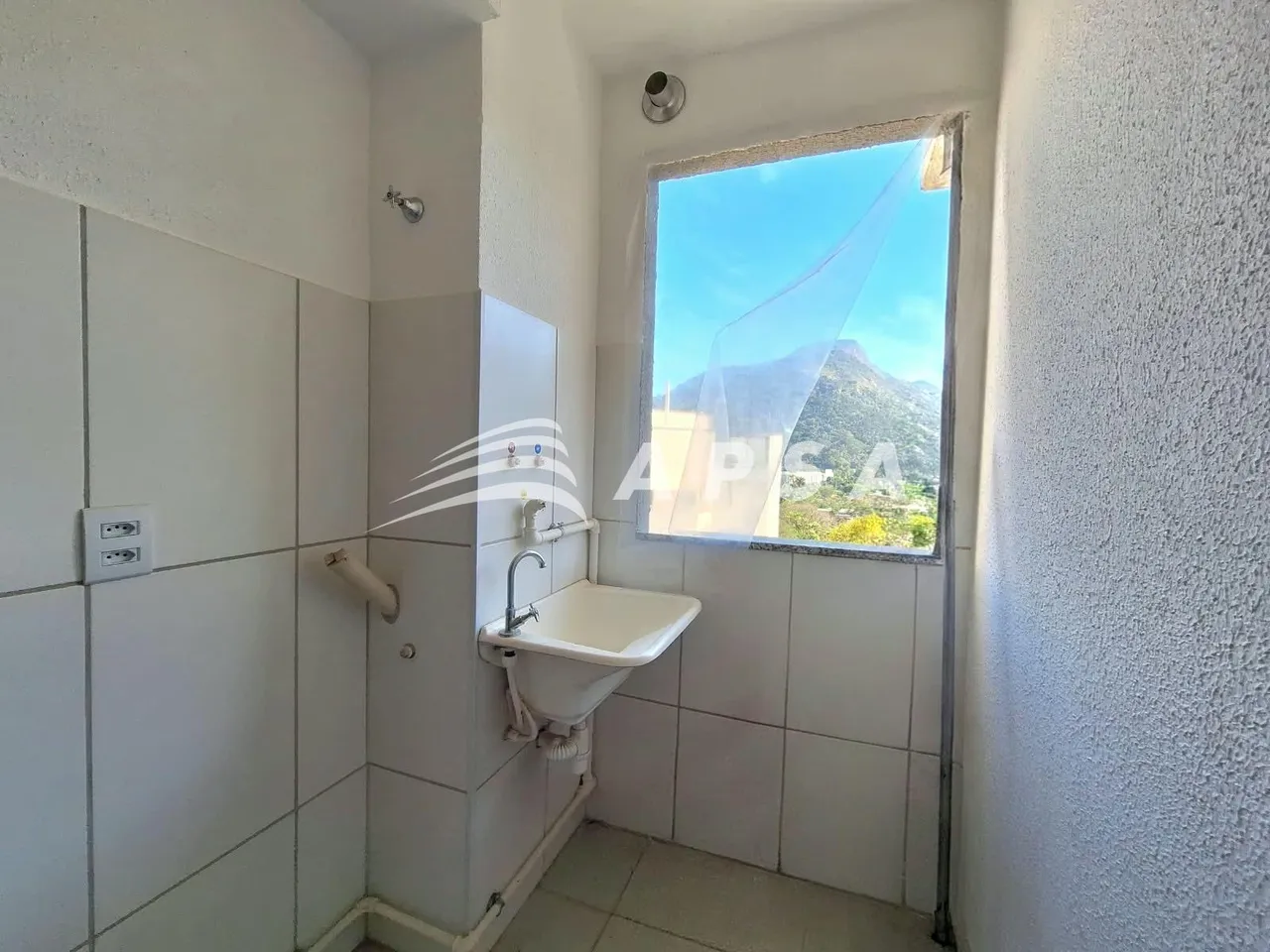Apartamento sem mobília com 2 quartos e varanda — photo 7
