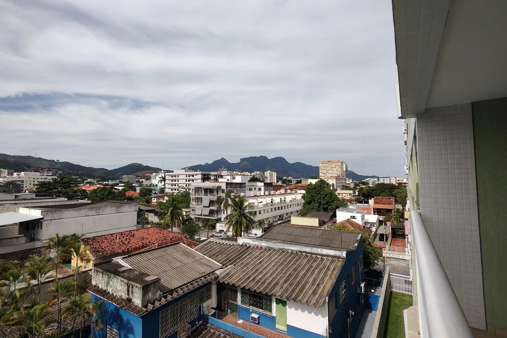 Apartamento de 2 quartos com piscina no condomínio — photo 21