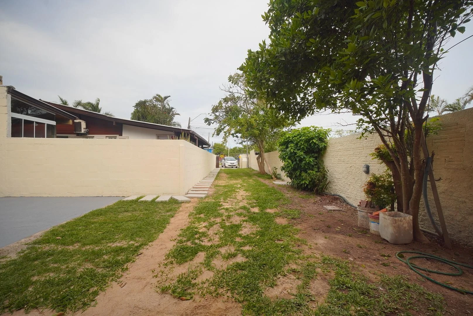 2-bedroom apartment with a washing machine in Florianópolis — photo 14