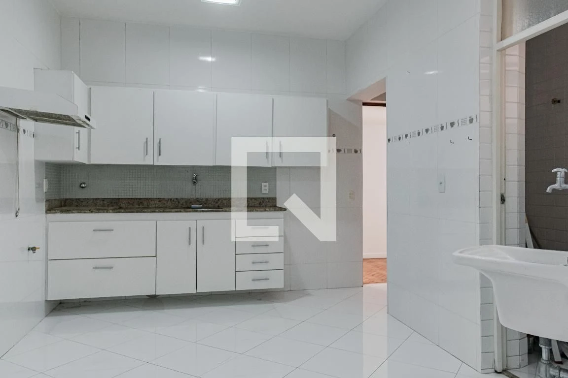 Apartment, 116 m², with wood or laminate floors — photo 28