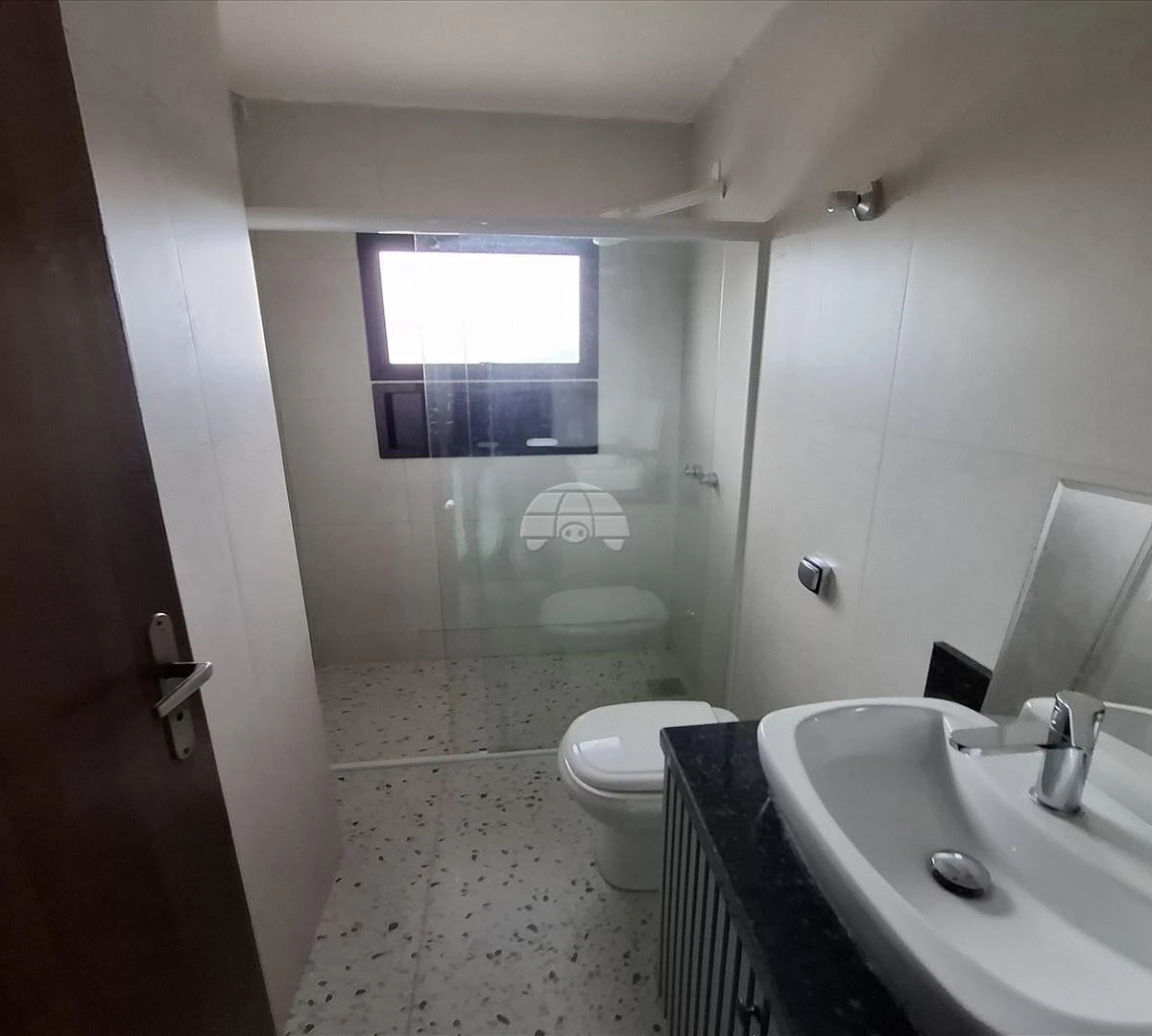 3-bedroom house with a home office in Curitiba — photo 11