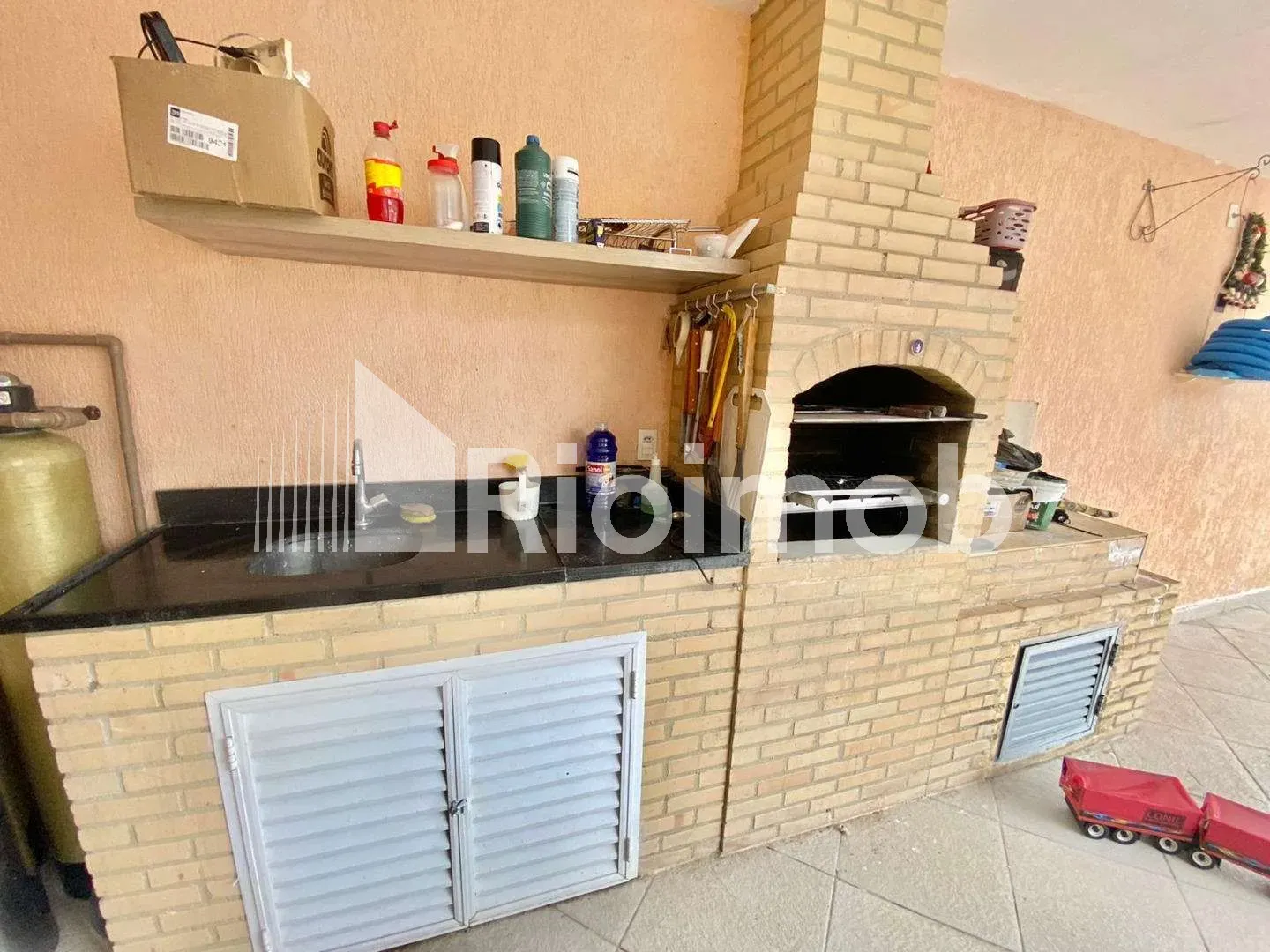 3-bedroom house with 5 bathrooms and 2 parking spots — photo 7