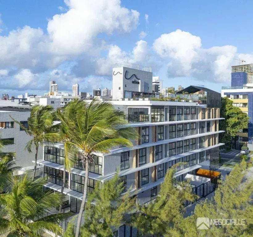 Квартира 100 м² з 3 спальнями та заскленим балконом