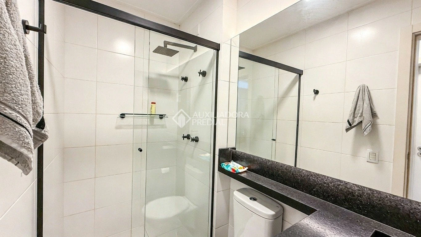 Apartamento amueblado de 2 dormitorios con cocina abierta — photo 14