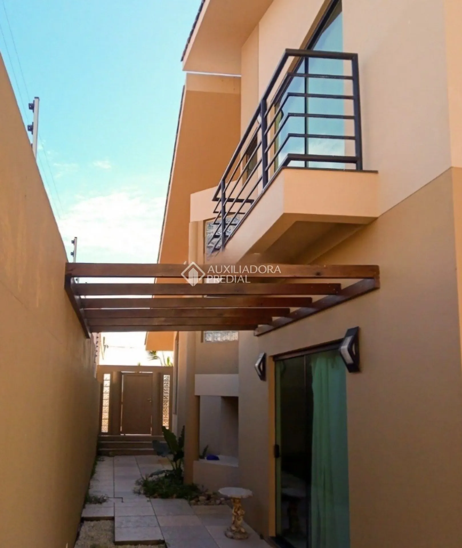 House with 3 bedrooms and 2 baths, on floor 2 — photo 23