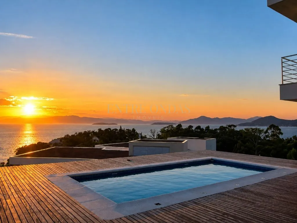 718 m² house with a water view and floor-to-ceiling windows — photo 3