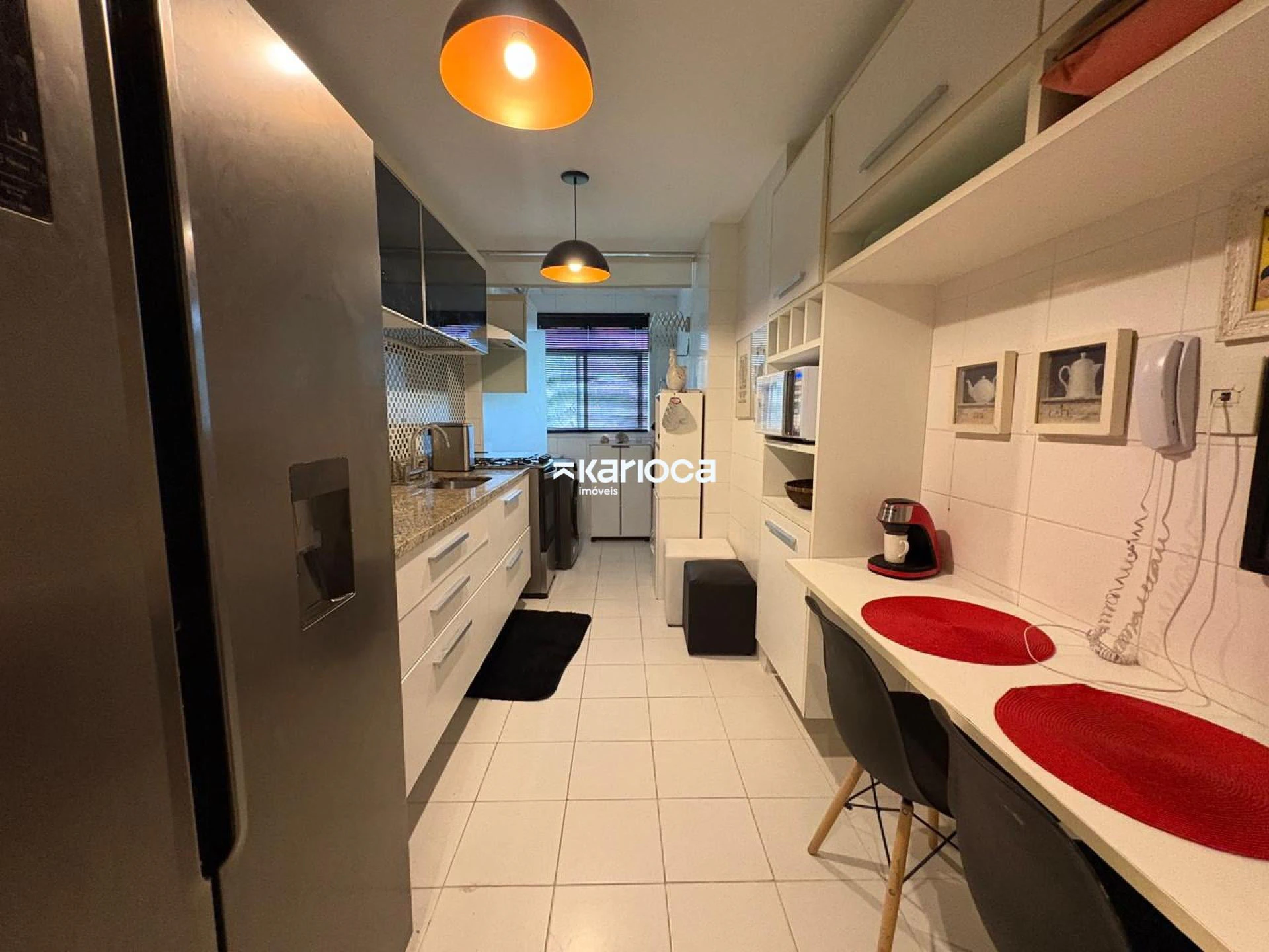 Furnished 3-bedroom apartment with private BBQ — photo 11