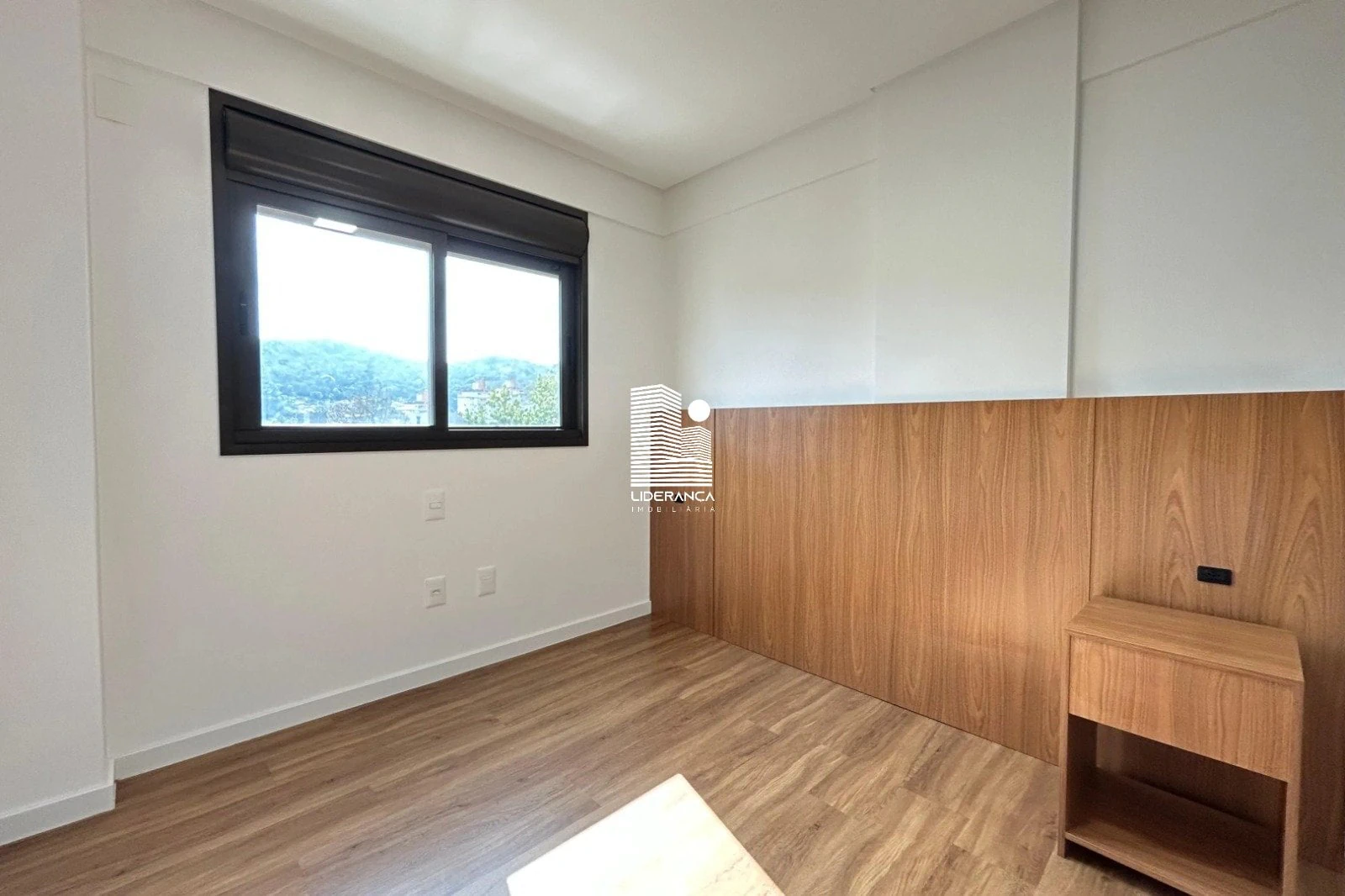 Furnished apartment, 64 m², with a home office — photo 12