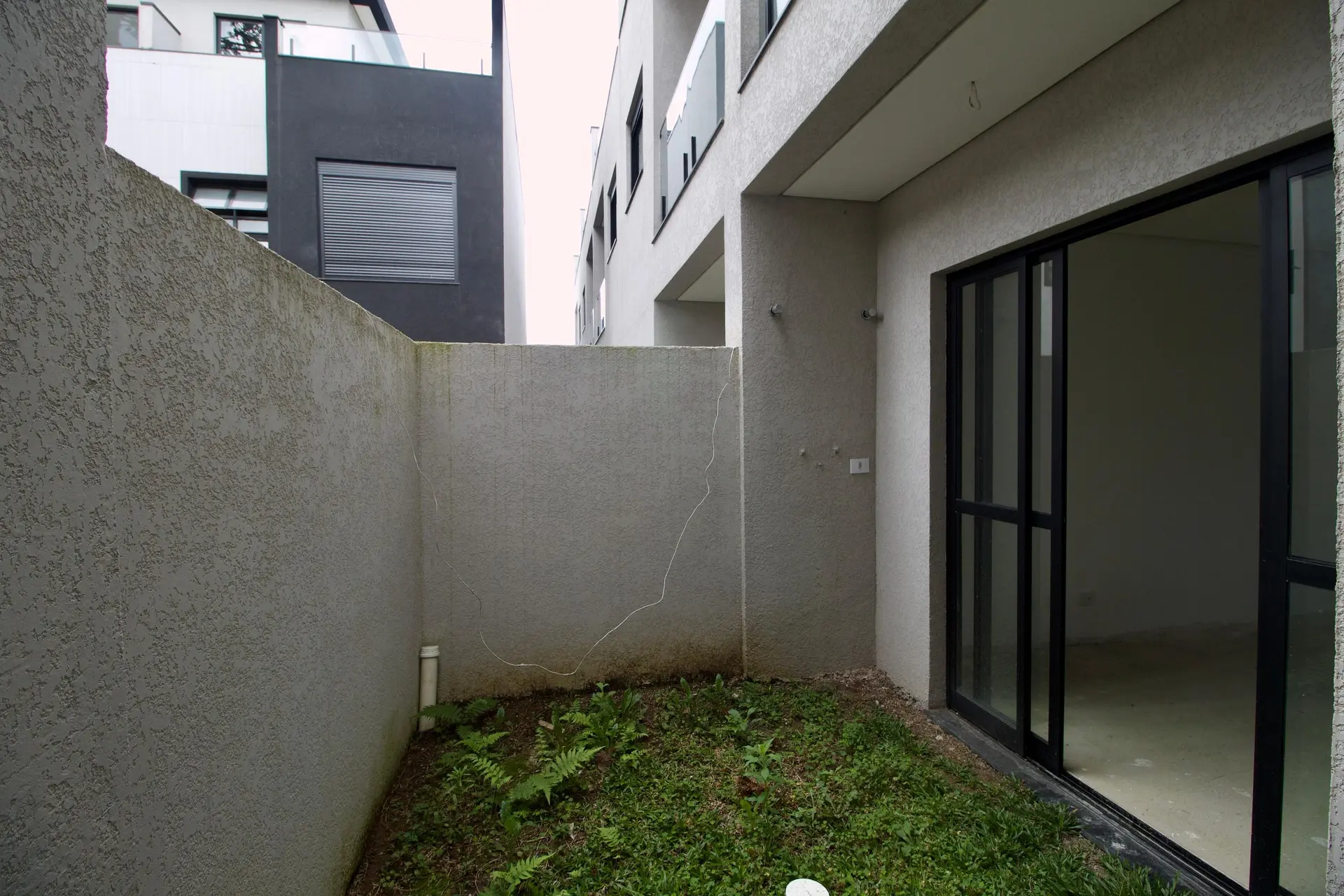 4-bedroom house with a garden — photo 17