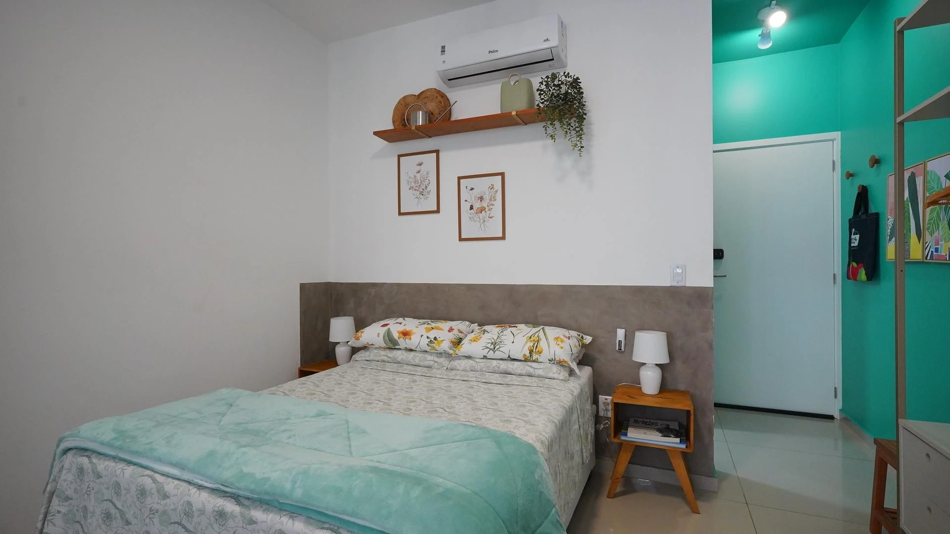 Furnished studio, 37 m², with a mountain view — photo 4