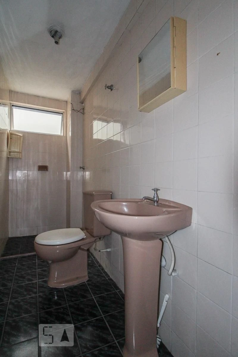 Деревянный пол или ламинат и 1 спальня: квартира 34 м² — photo 3