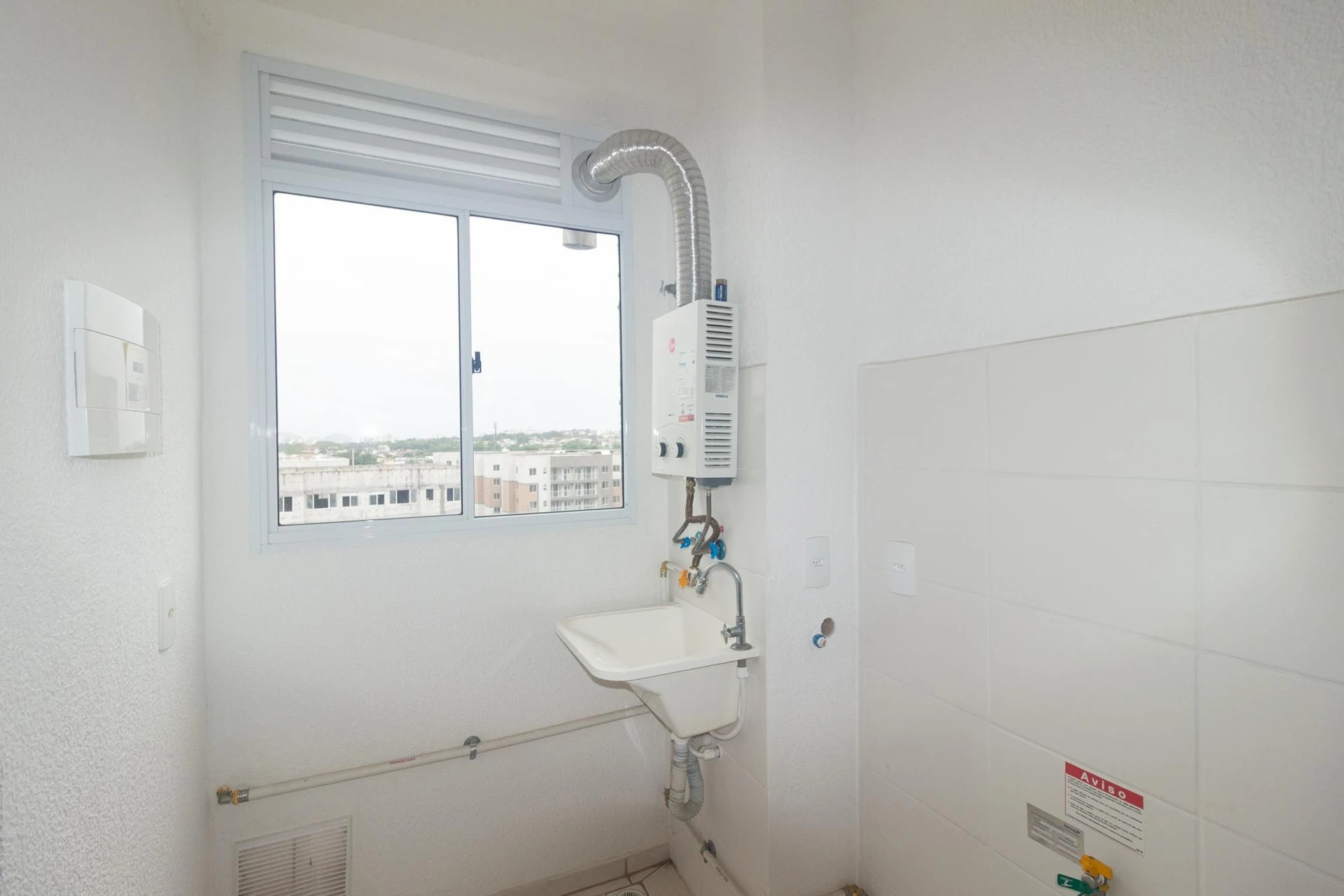 Apartamento de 2 quartos em condomínio com academia — photo 7