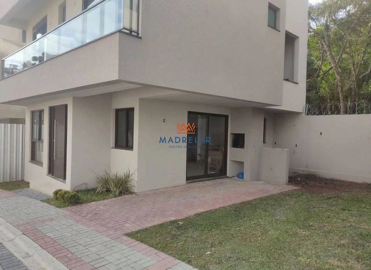 3-bedroom house with a garden in Curitiba — photo 18