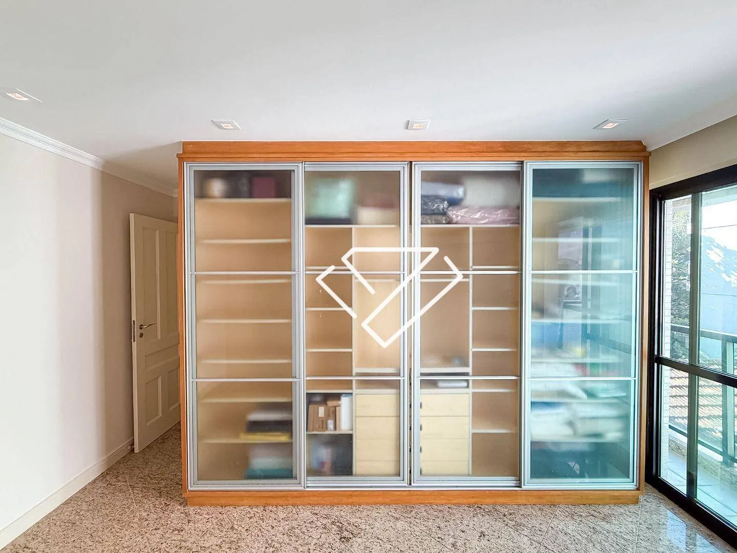 3-bedroom apartment with 165 m² and 3 parking spaces — photo 23