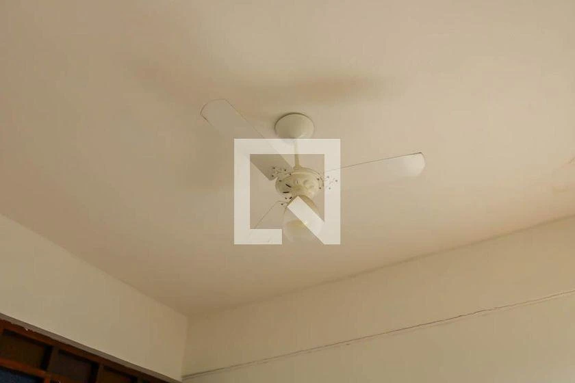 2-bedroom apartment with a washing machine — photo 35