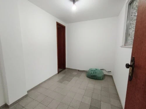 Apartment, 75 m², with wood or laminate floors — photo 6
