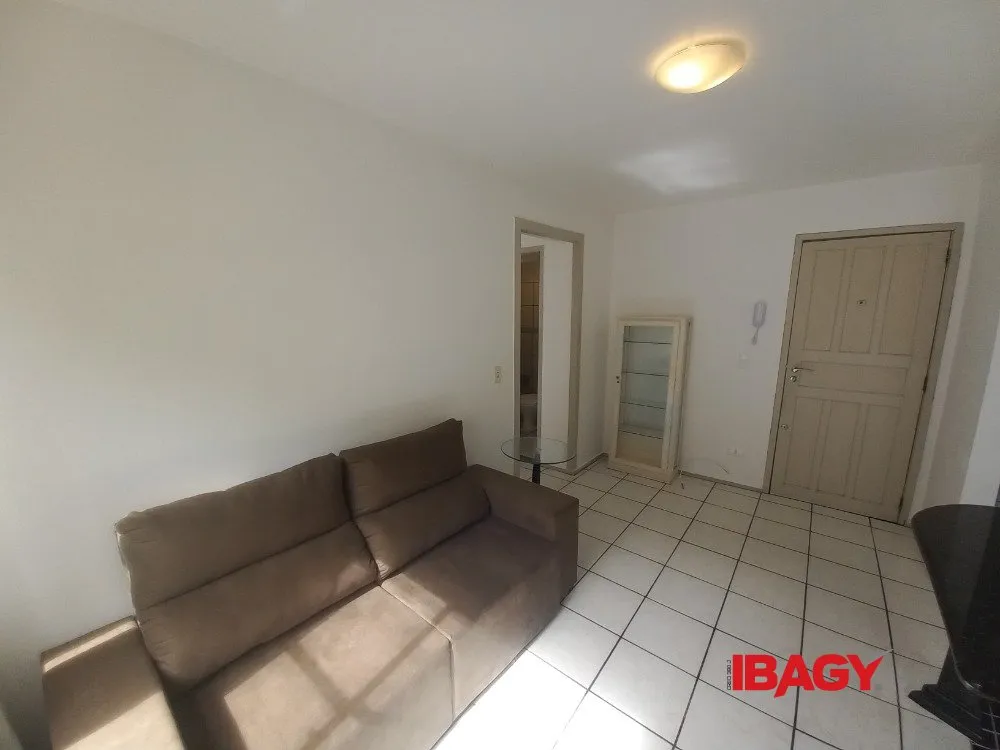 64 m² unfurnished apartment with 2 bedrooms and 1 bath — photo 4