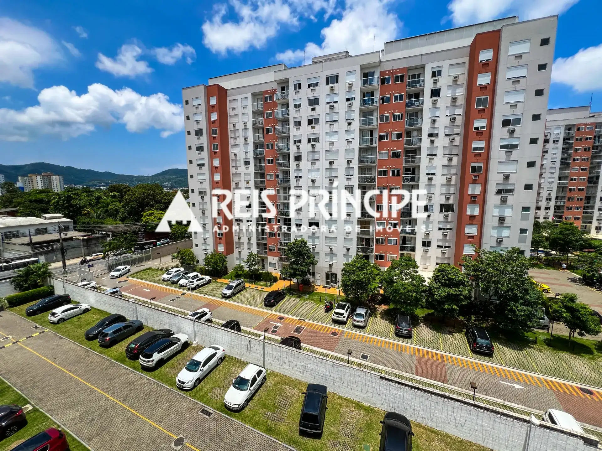 Apartamento de 2 quartos com máquina de lavar, Gardênia Azul — photo 13