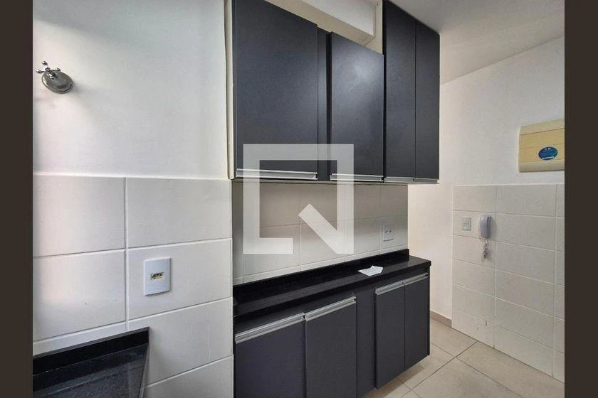 2-bedroom apartment in a building with a gym — photo 26