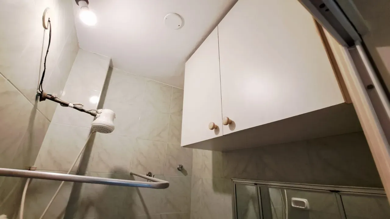 Apartment on the 3rd floor with a walk-in closet — photo 29