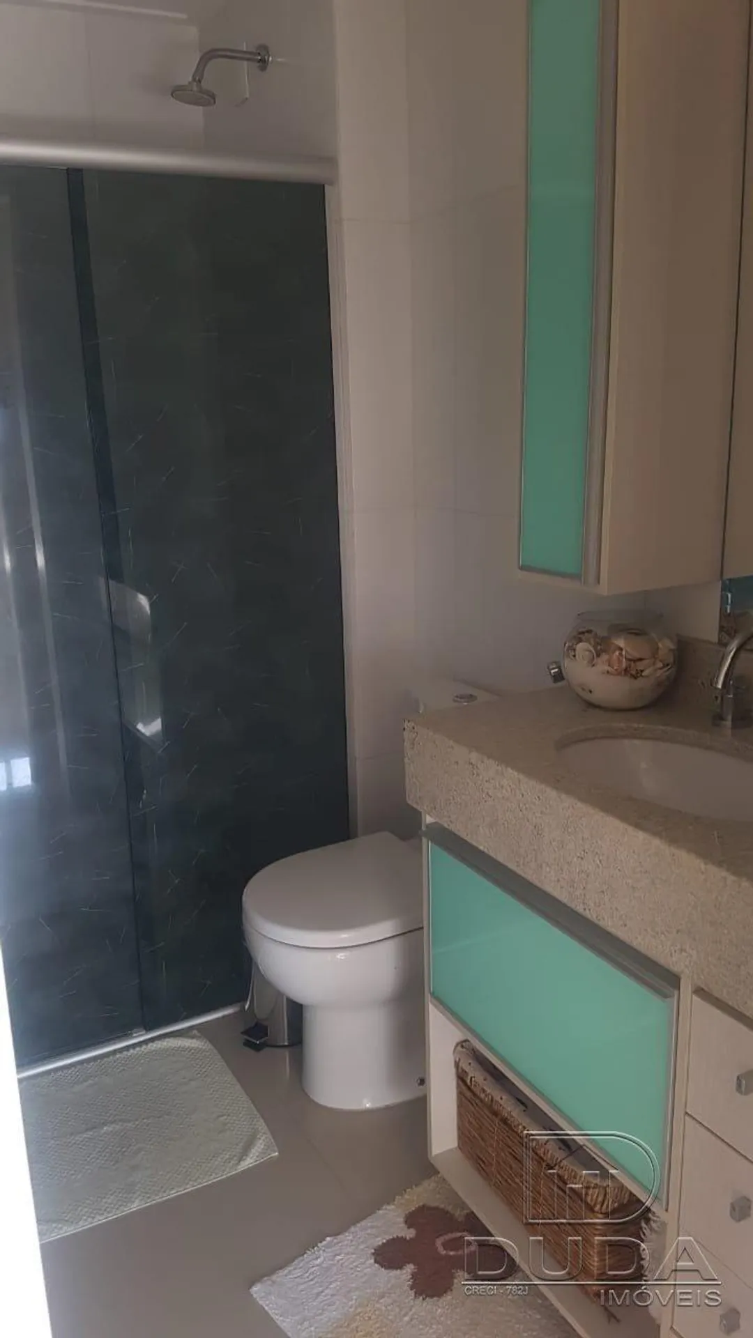 Apartment on the 11th floor with a glass-enclosed balcony — photo 22