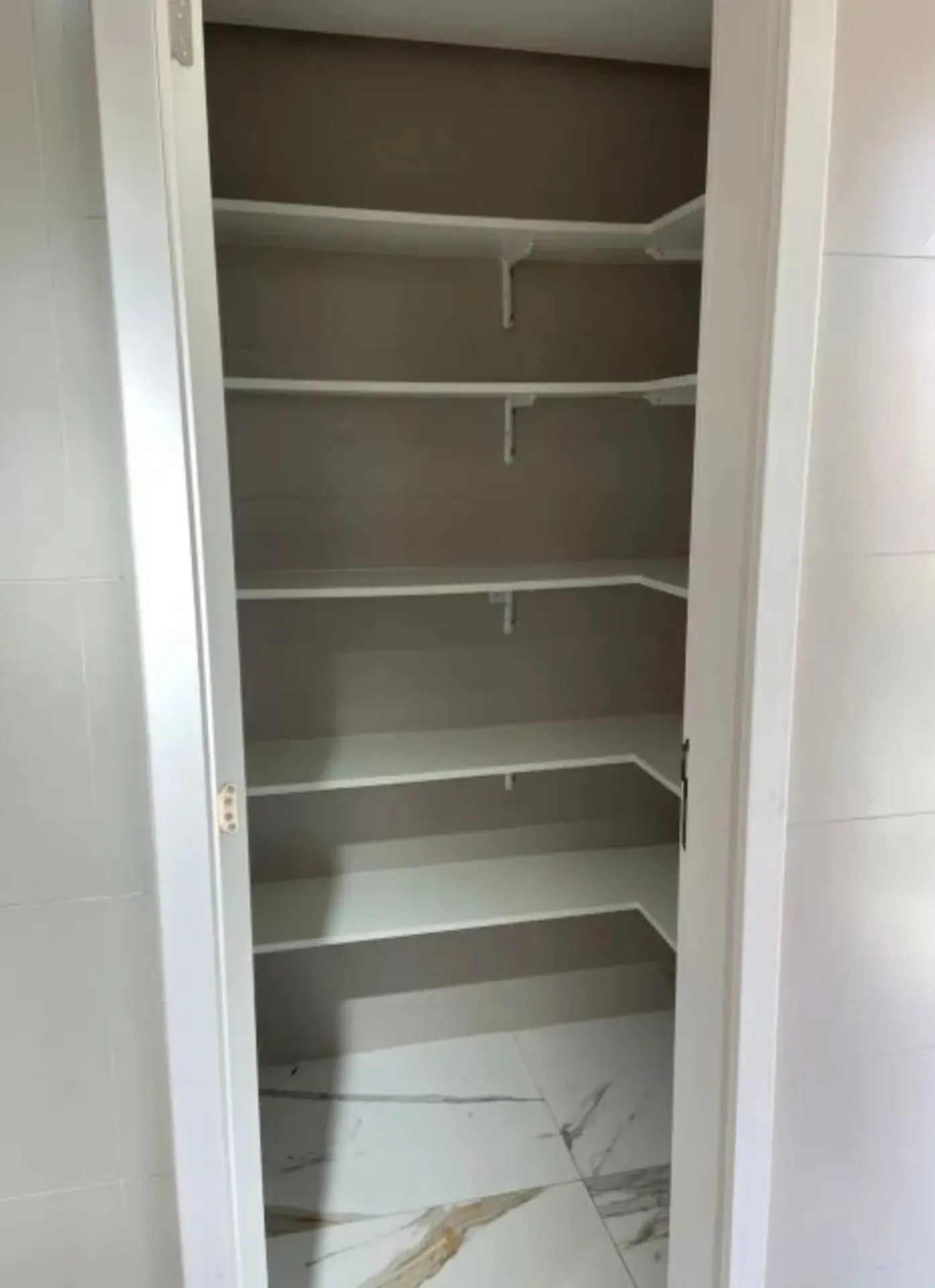 Duplex com 4 quartos, cozinha aberta a gás e 340 m² — photo 12