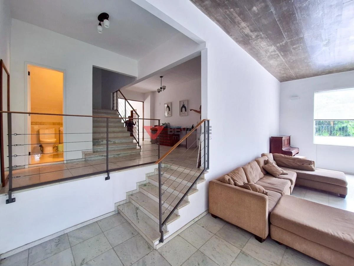 Casa sem mobília de 600 m² com vista e varanda — photo 6