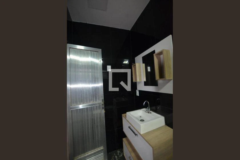 Casa de 81 m² e 1 quarto, Vaz Lobo — photo 8