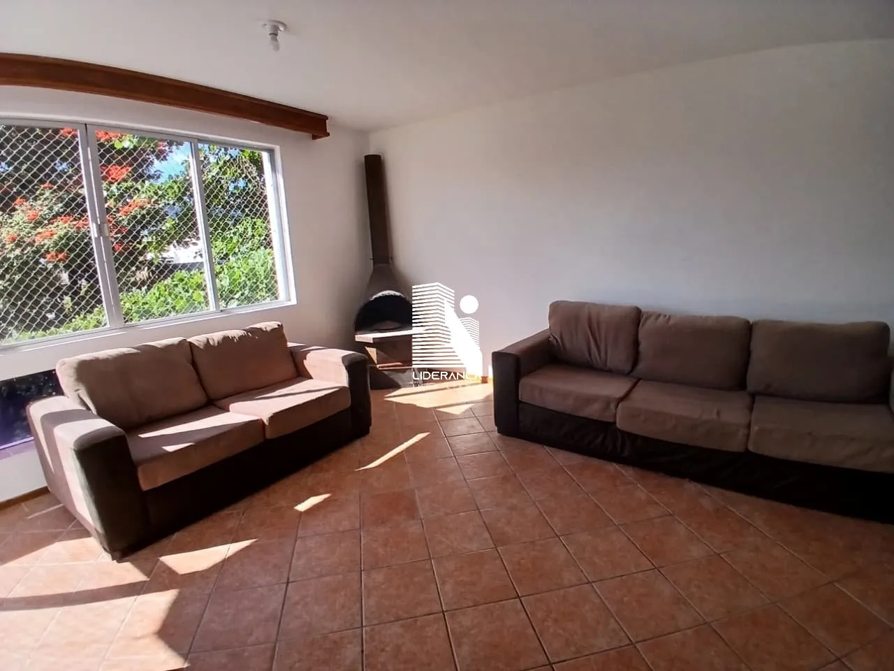 Apartamento de 3 dormitórios com cozinha a gás, 154 m² — photo 9
