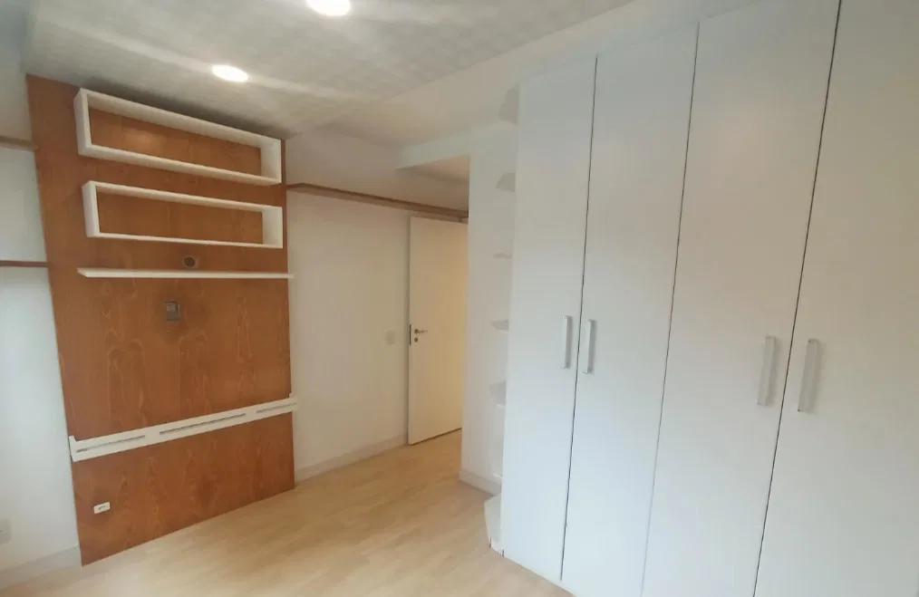 Apartment, 133 m², with a grill on the balcony — photo 16