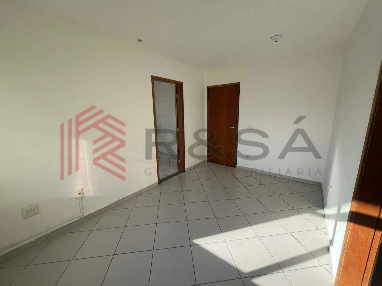 Rental apartment with 2 bedrooms and 1 parking space — photo 8