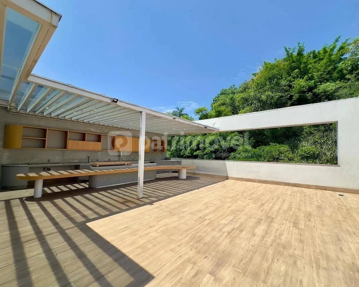 Невинансироване житло 623 м² з 1 спальнею — photo 3