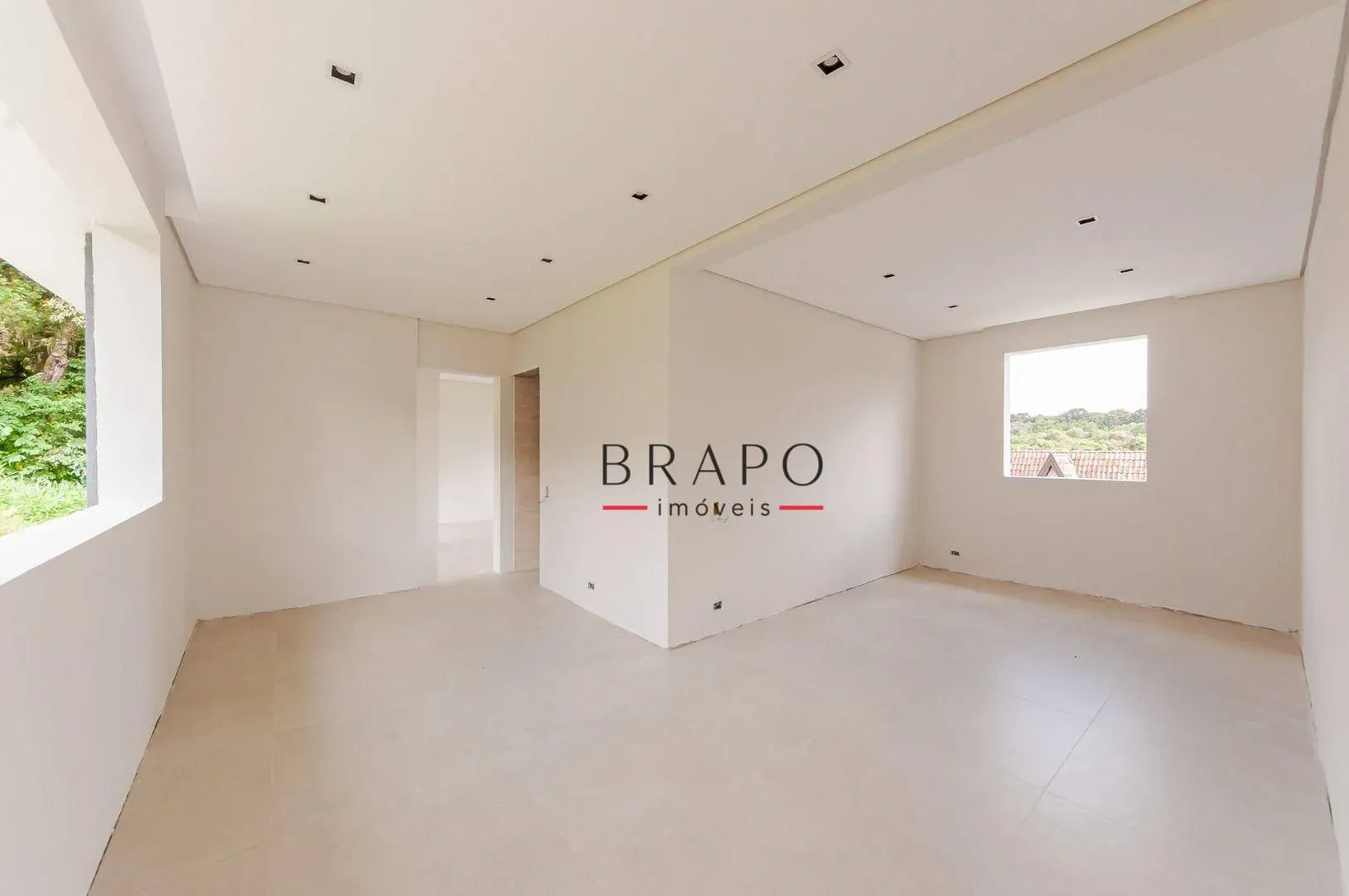 Мебльований будинок на 4 спальні та 540 м² — photo 27