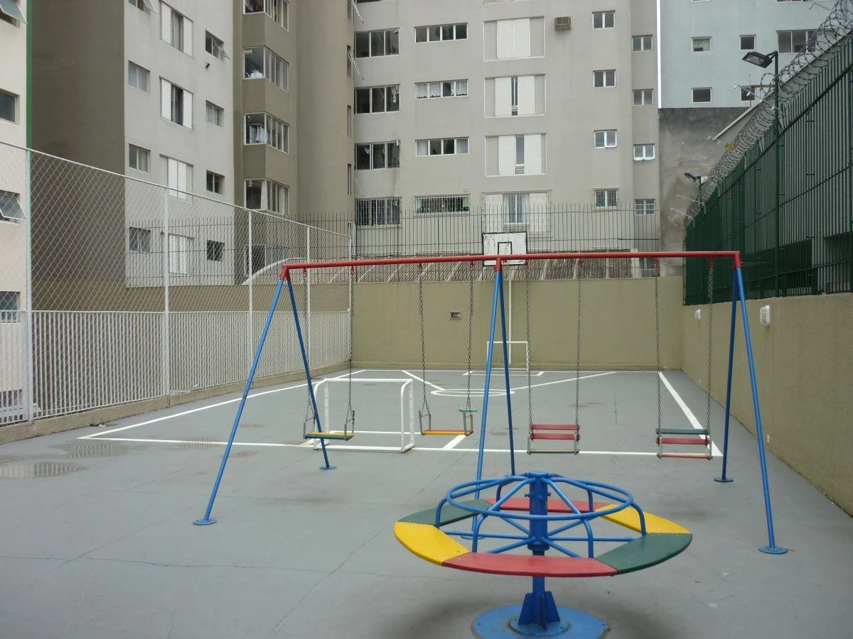 Apartamento de 156 m² com secadora e janelas do piso ao teto — photo 3