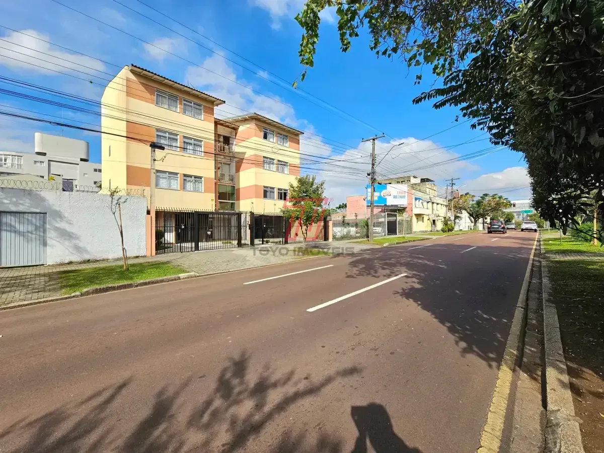 Квартира з 3 спальнями 98 м² і балконом — photo 32