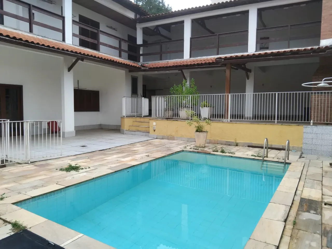 Triplex house with 7 bedrooms and 5 bathrooms — photo 24