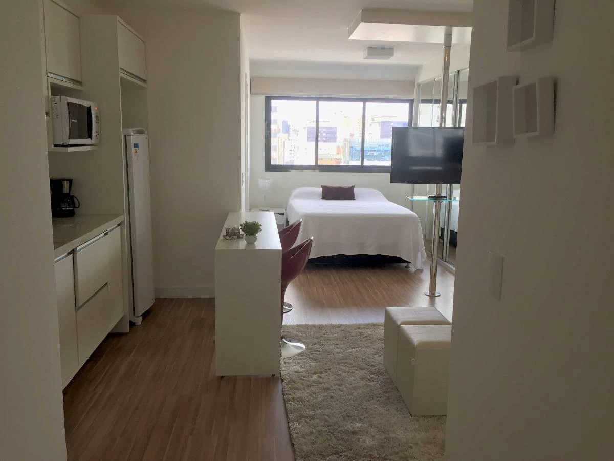 Floor-to-ceiling windows in a one-bedroom apartment, 35 m² — photo 20