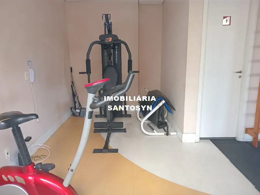 2-bedroom apartment in a building with a gym — photo 23
