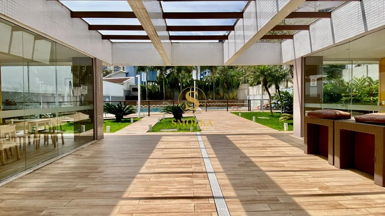 Balcony with a grill in a 2-bedroom apartment, 75 m² — photo 70