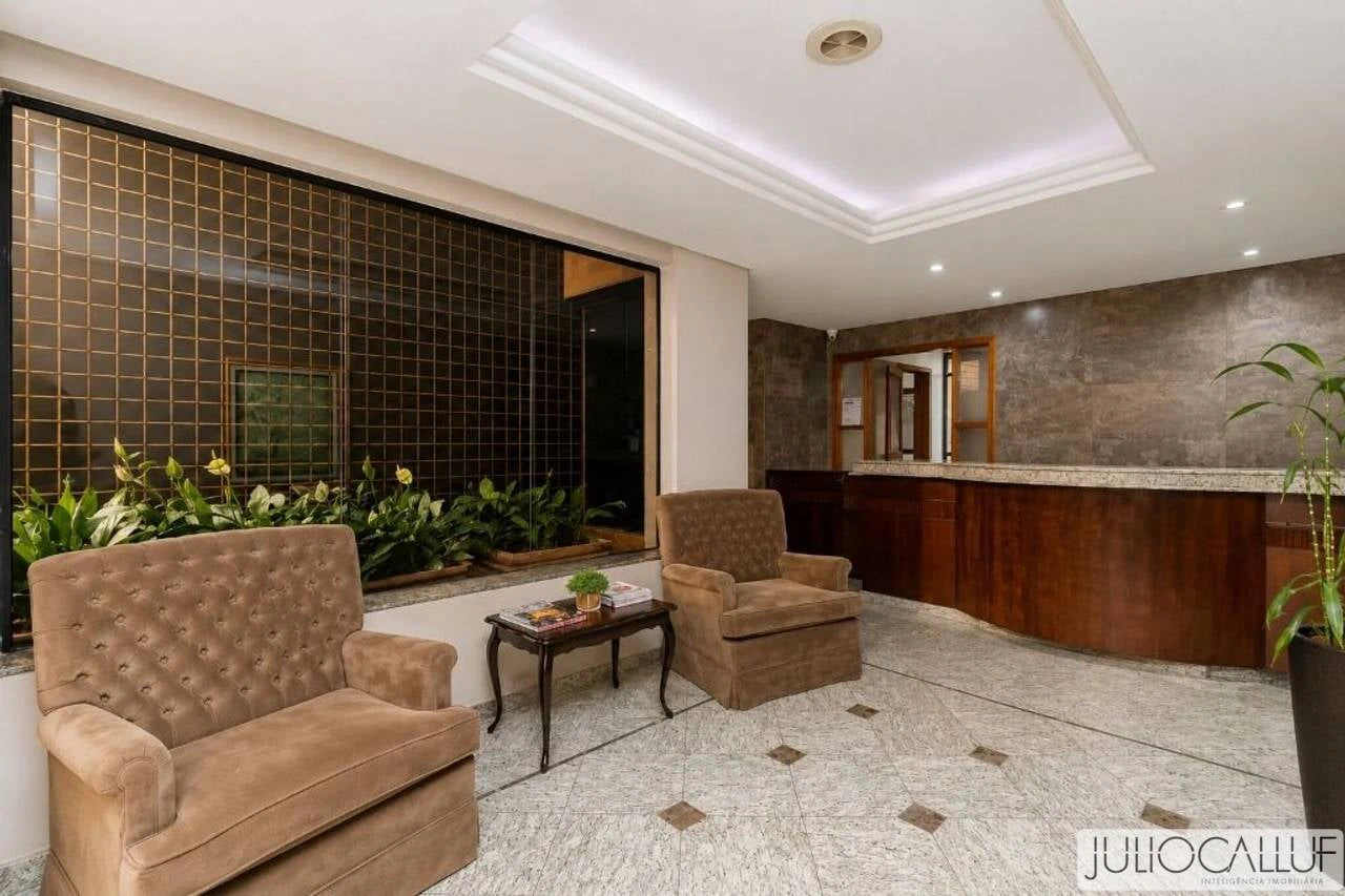 Private pool in a one-bedroom apartment, 40 m² — photo 23
