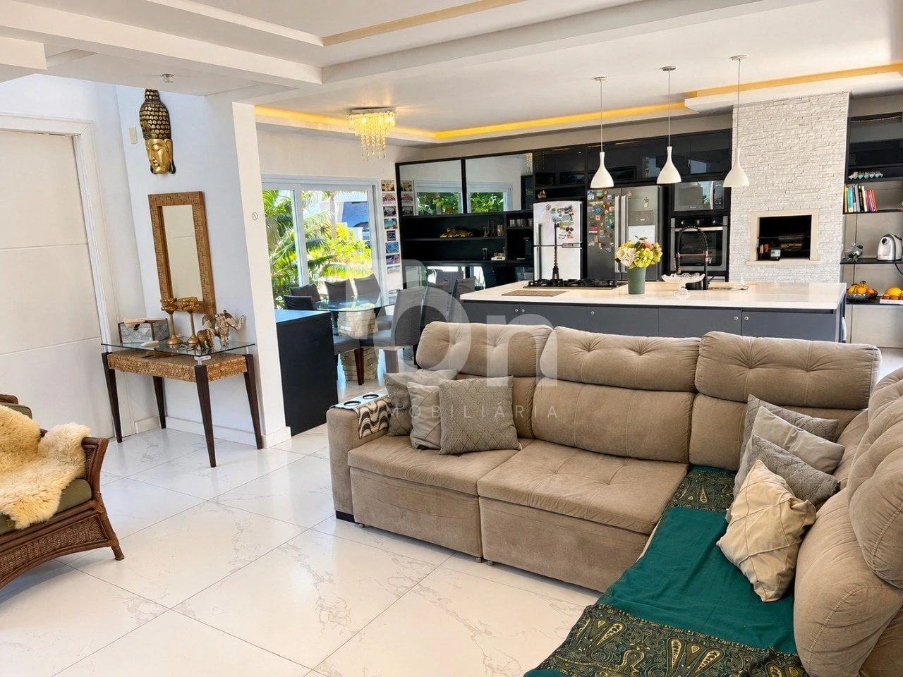 Furnished house, 360 m², with a mountain view — photo 9