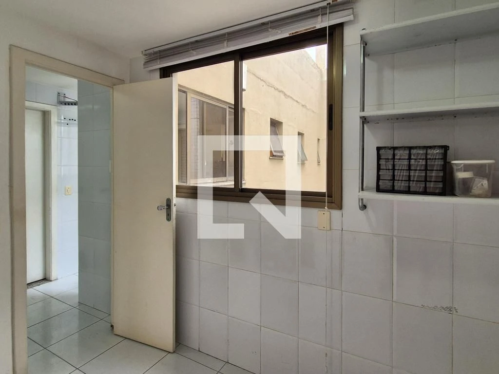 3-bedroom apartment with a balcony and 3 bathrooms — photo 60