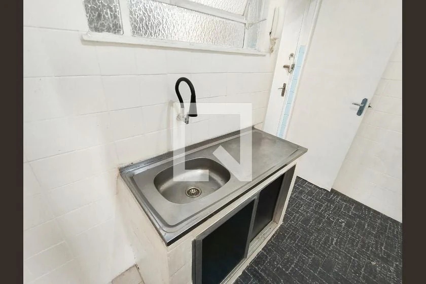 Unfurnished rental apartment, 70 m², 2 bedrooms — photo 12