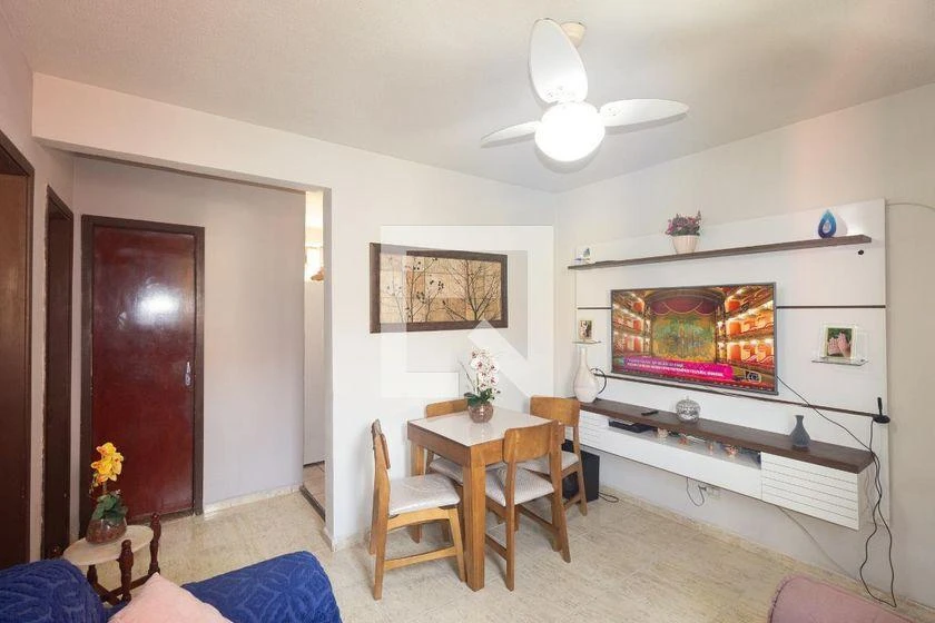 Furnished 48 m² apartment with 2 bedrooms and parking