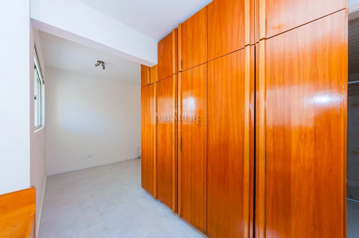 Furnished one-bedroom, 38 m² apartment in Curitiba — photo 17
